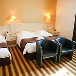 Logis L'abreuvoir 3* Héric
