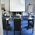 Logis L'abreuvoir Hotel