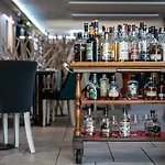 Hotel Logis L'abreuvoir 3*