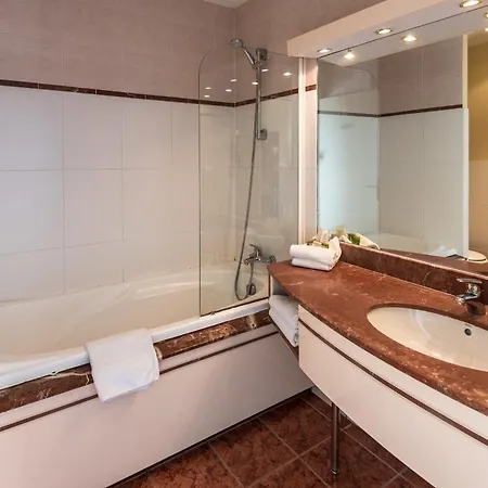 Logis L'abreuvoir 3*