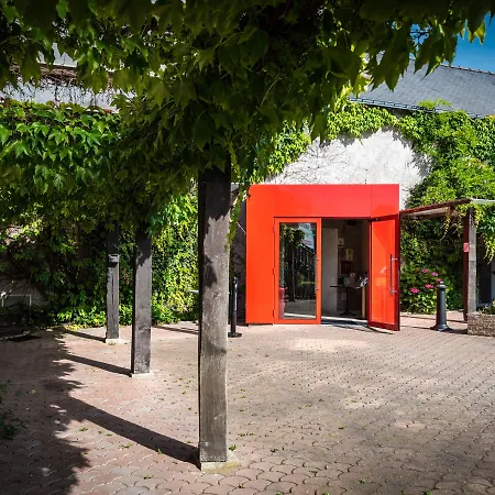 Hotel Logis L'abreuvoir 3*