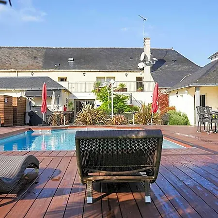 Logis L'abreuvoir 3*