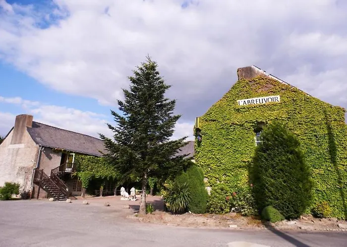 Hotel Logis L'abreuvoir Heric