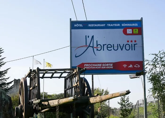 Hotel Logis L'abreuvoir 3*